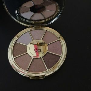 Tart Rainforest ofSea III eyeshadow palette NWT